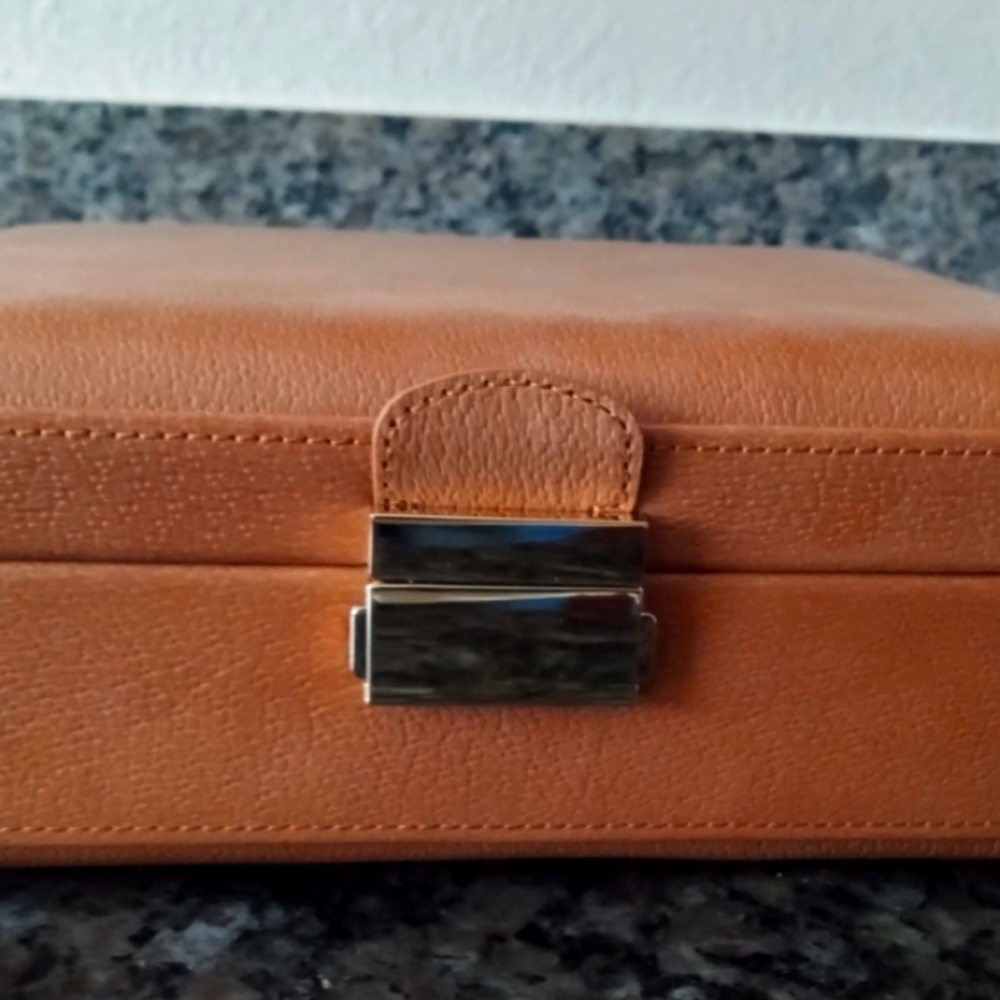 Tan Leather Cigar Box/ Jewelry Box